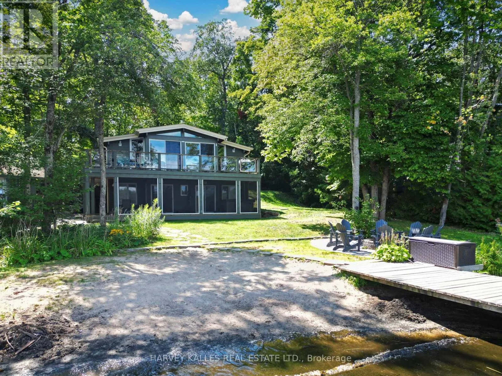 83 PINETREE ROAD