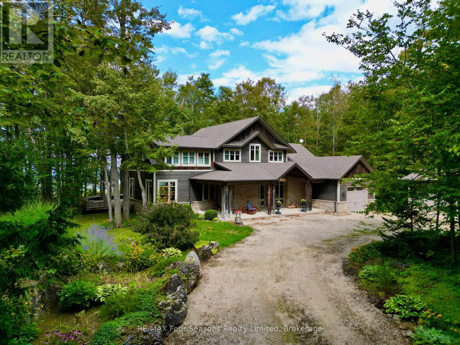 177 OSPREY HEIGHTS
