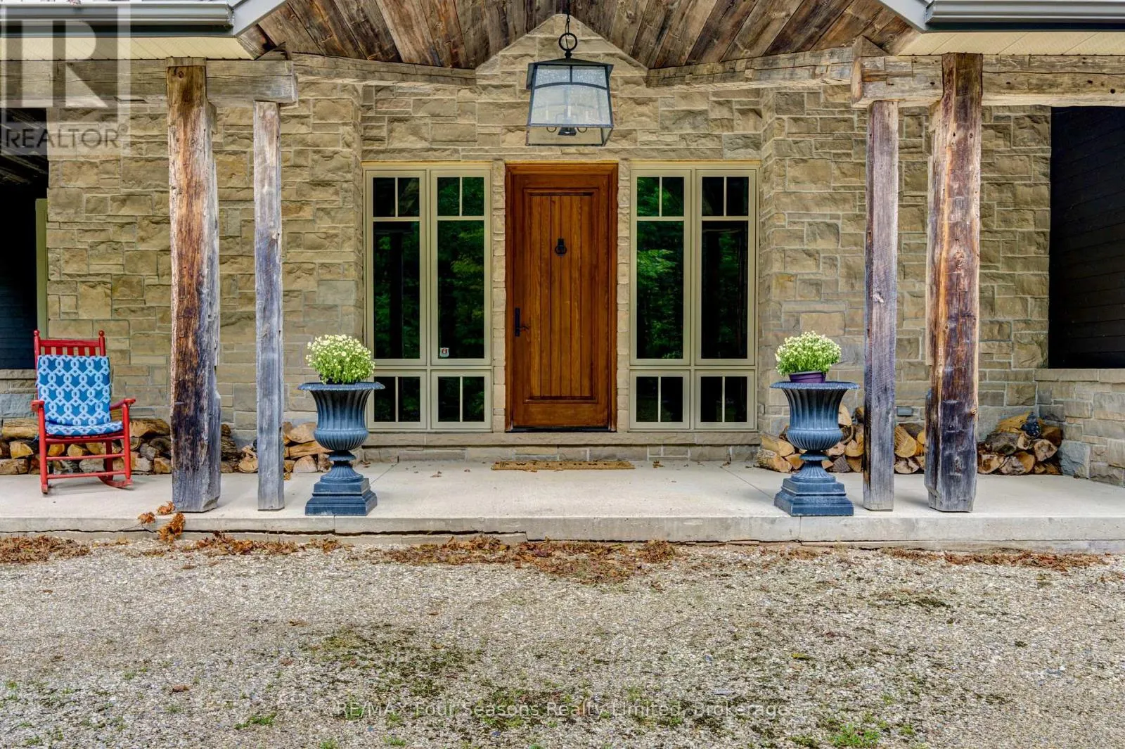 177 OSPREY HEIGHTS