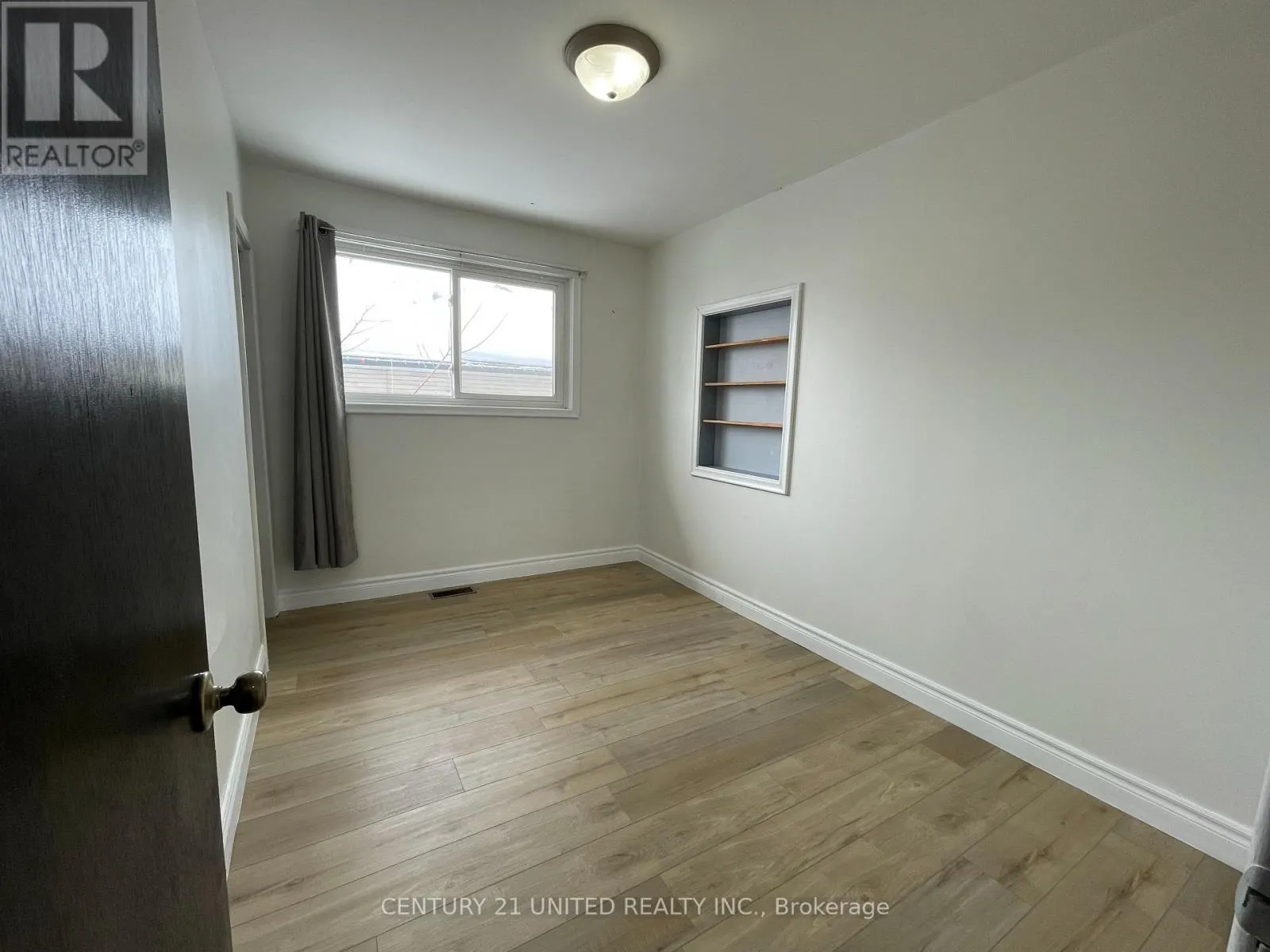UPPER - 431 O'CONNELL ROAD, #UPPER