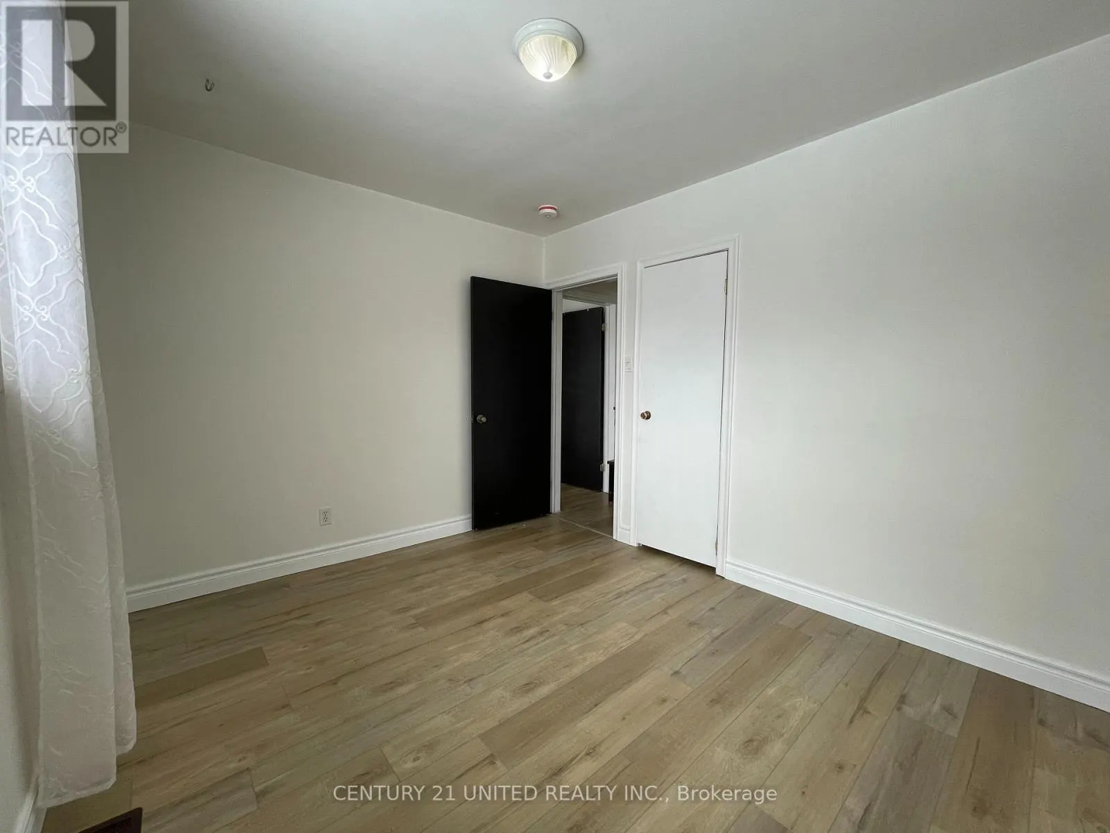 UPPER - 431 O'CONNELL ROAD, #UPPER