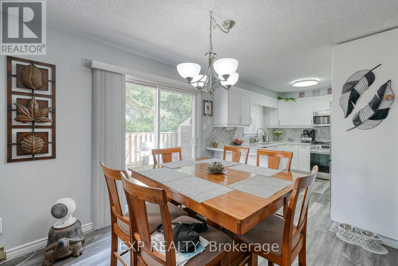 186 - 230 CLARKE ROAD N, #186