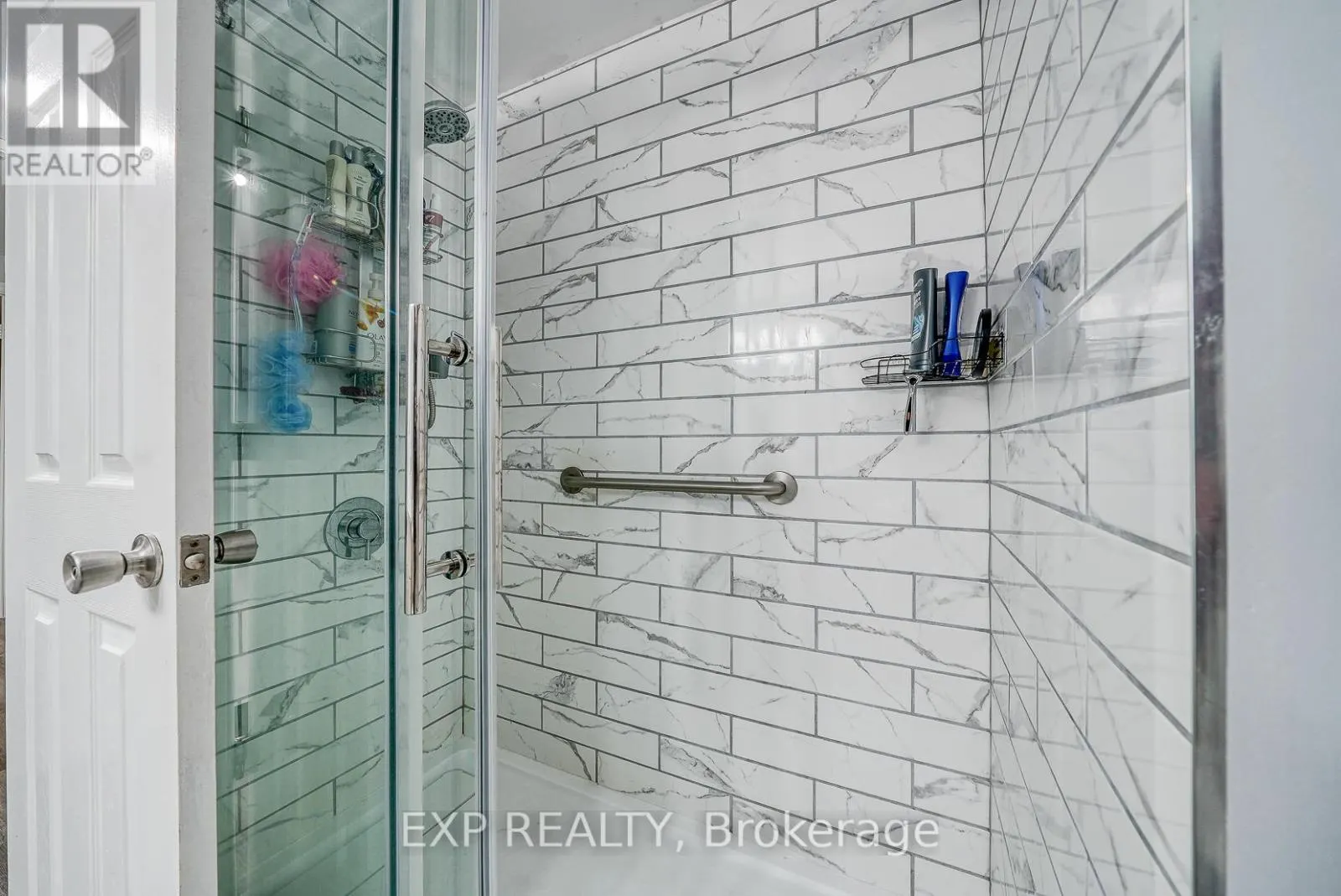 186 - 230 CLARKE ROAD N, #186
