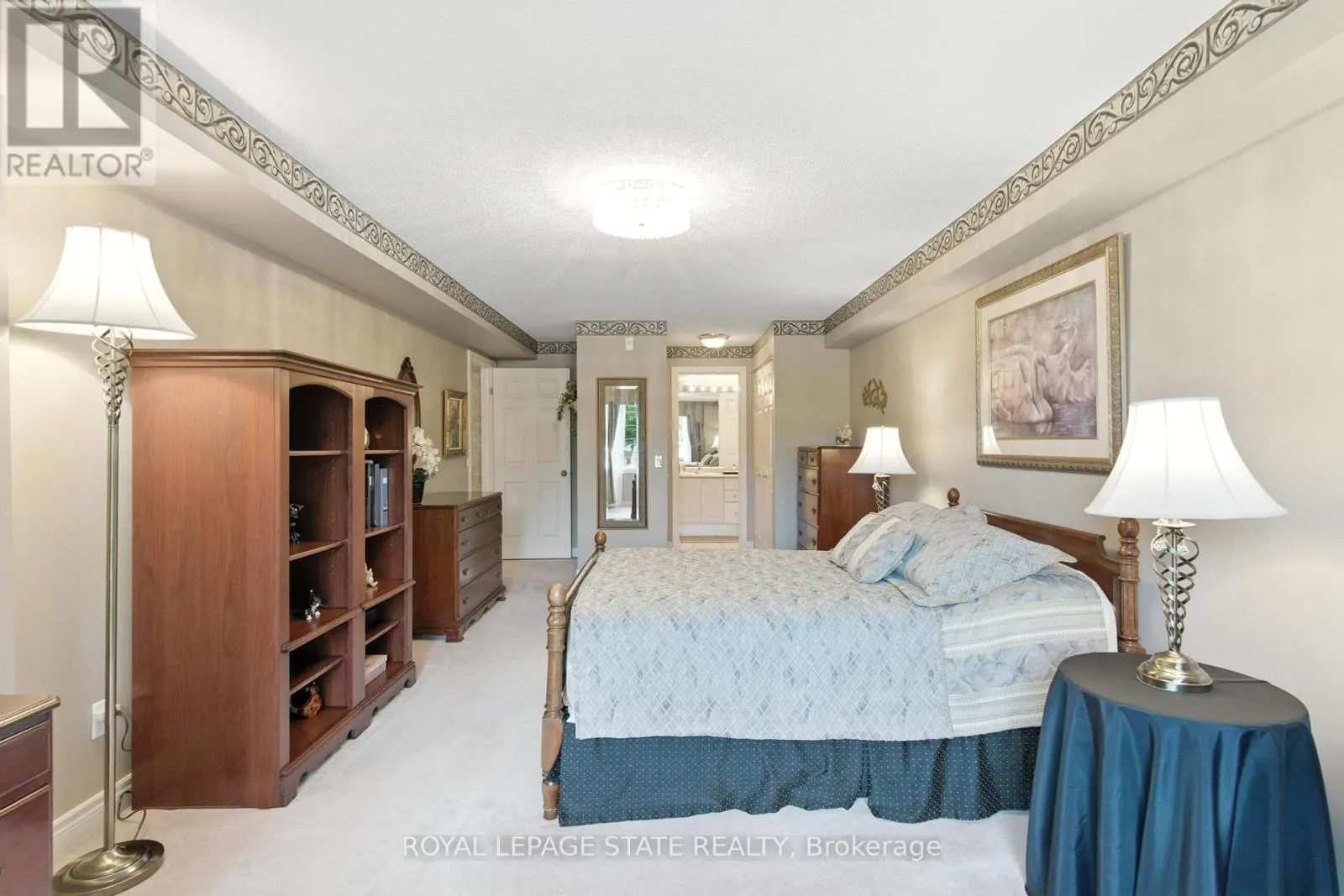 101 - 980 GOLF LINKS ROAD