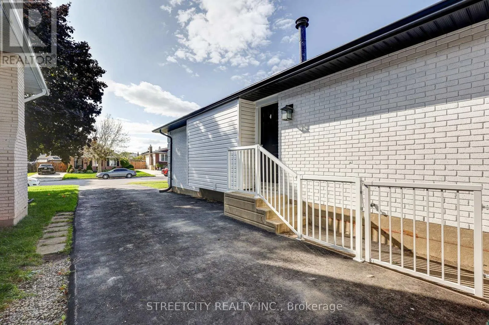 58 MANOR ROAD