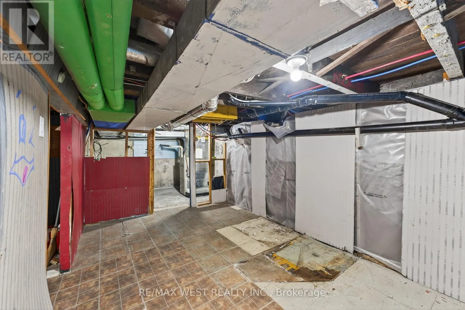 35 KINGSCOURT AVENUE