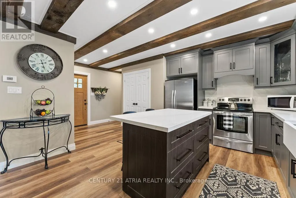 2314 ARMSTRONG LANE
