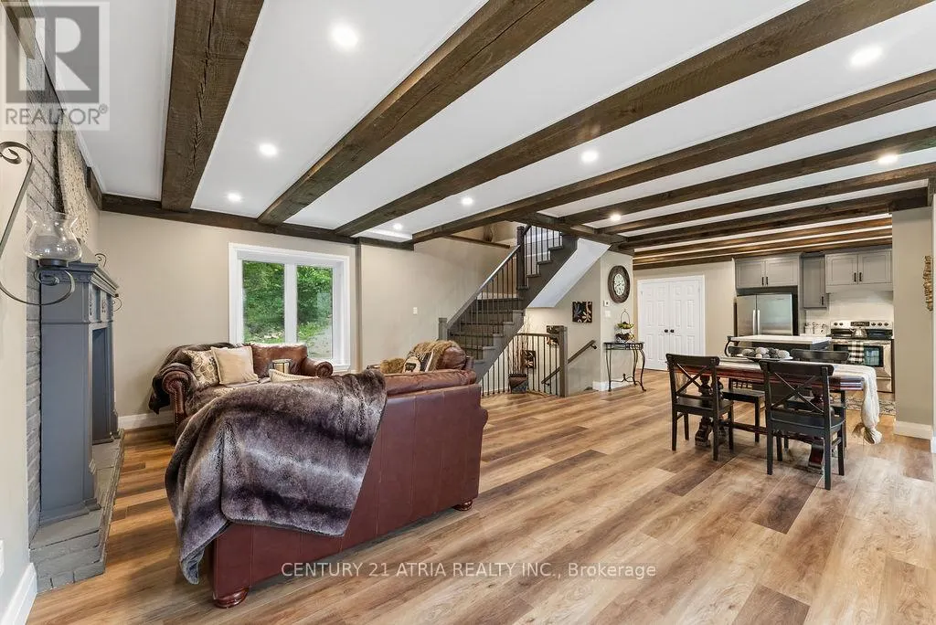 2314 ARMSTRONG LANE
