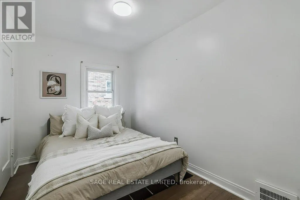 209 BEDFORD ROAD