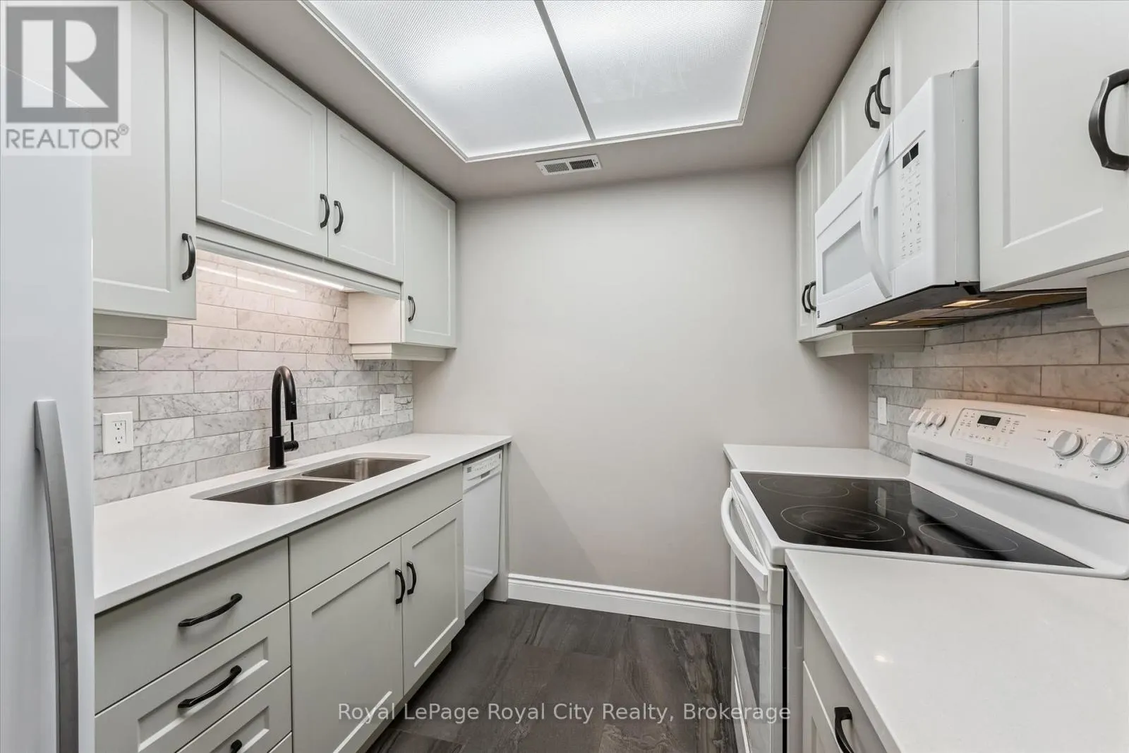 403 - 105 BAGOT STREET, #403