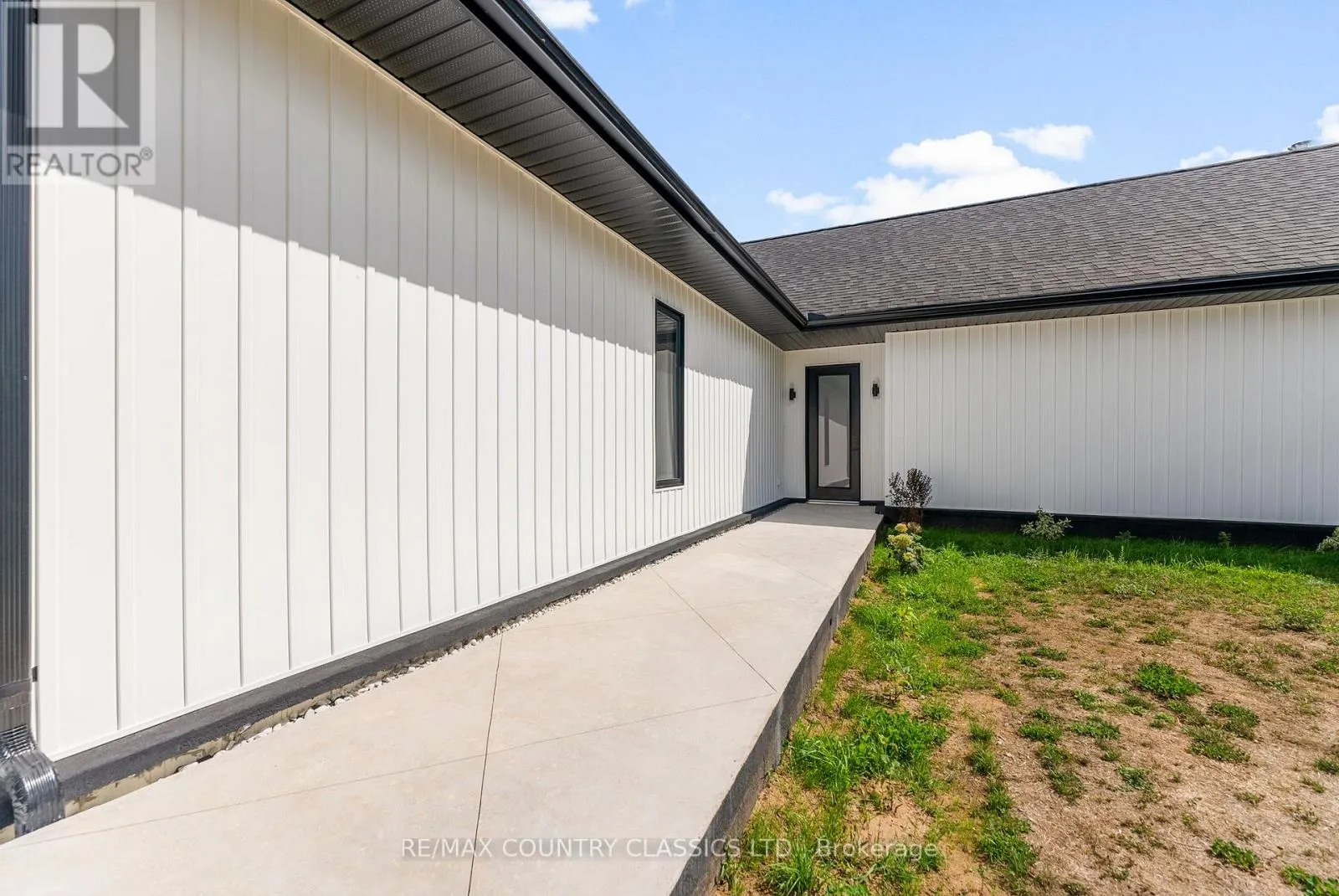 40 BANCROFT RIDGE DRIVE