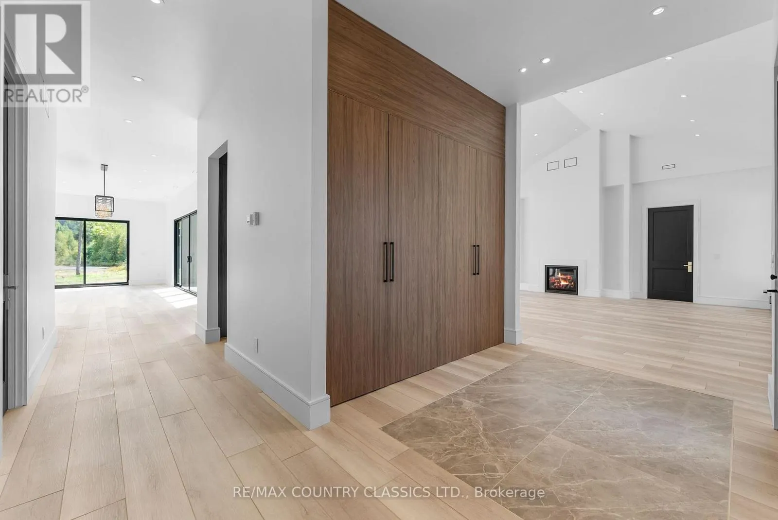 40 BANCROFT RIDGE DRIVE