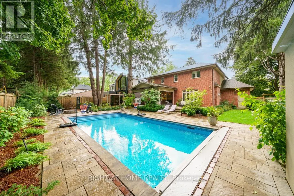 89 LLOYMINN AVENUE