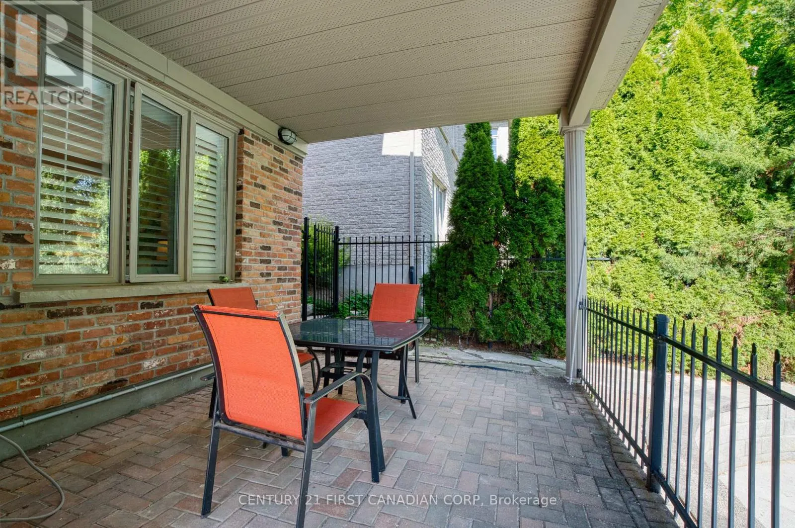 129 CHAMBERS AVENUE