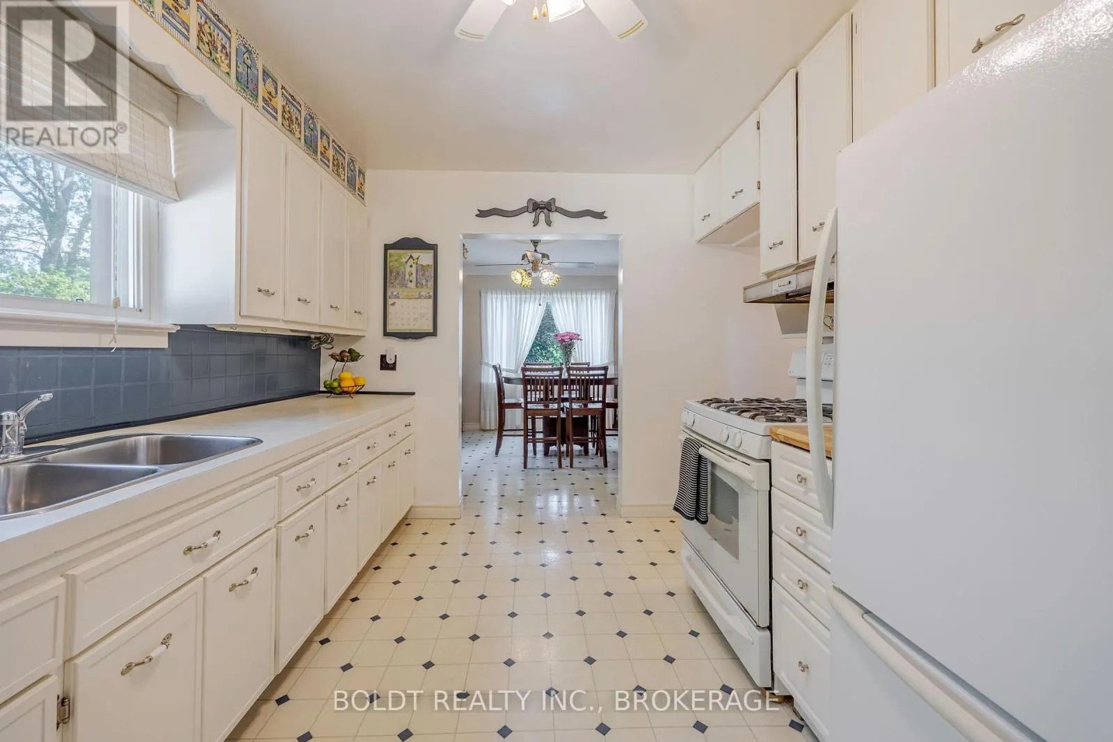 747 RIDGE ROAD