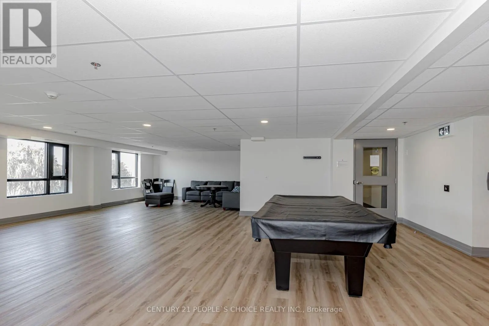 206 - 50 HERRICK AVENUE