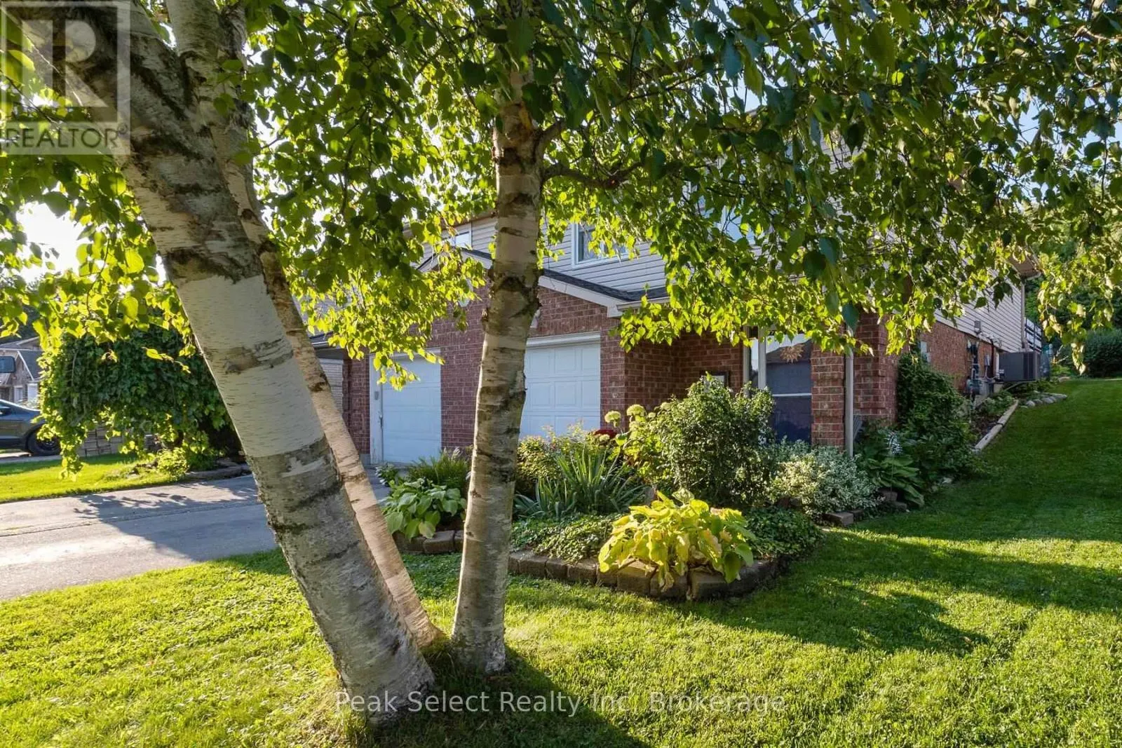 41 SOUTHVALE ROAD