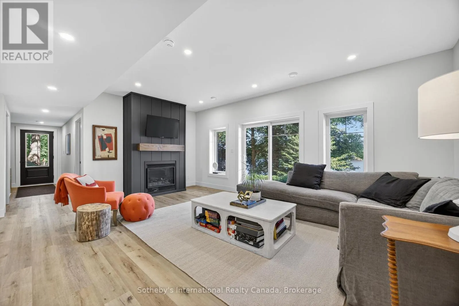 UNIT 52 - 1160 WHITESIDE ROAD, #Unit 52