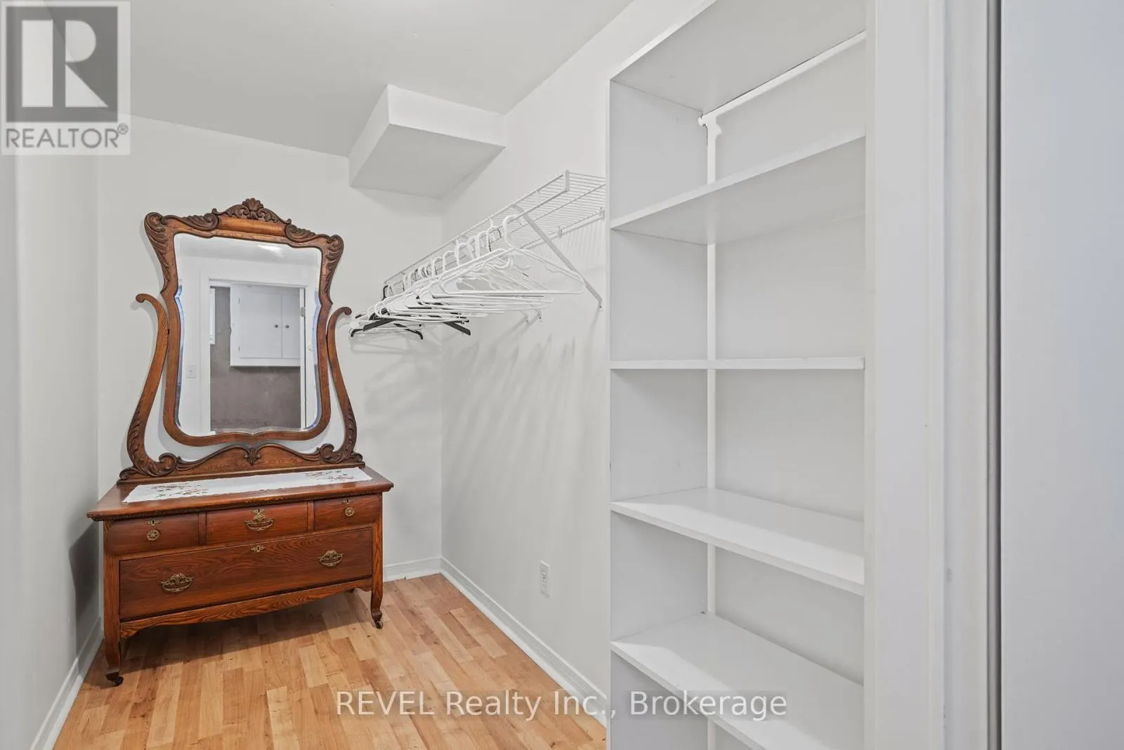 LOWER - 101 WELLANDVALE DRIVE, #Lower