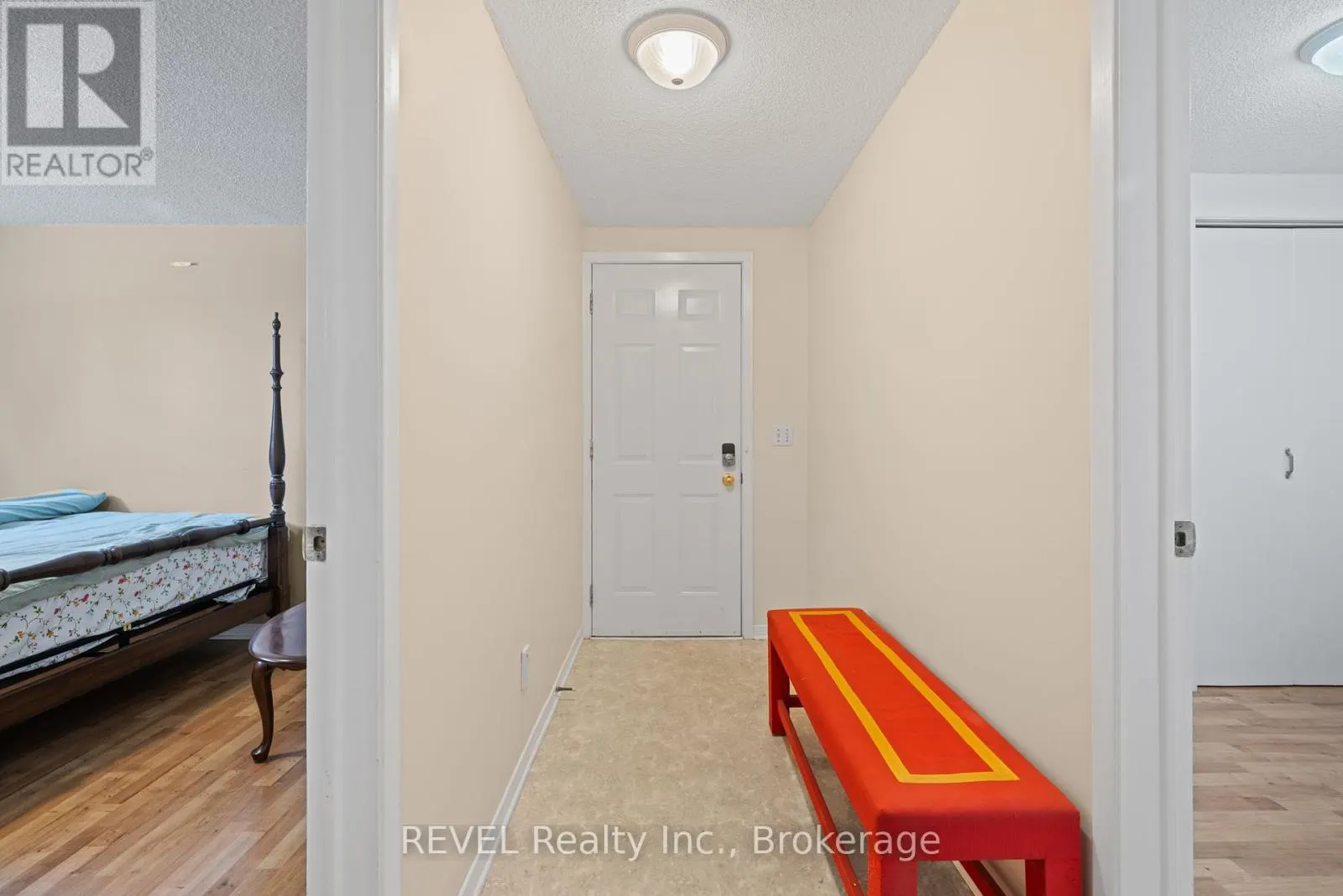 LOWER - 101 WELLANDVALE DRIVE, #Lower