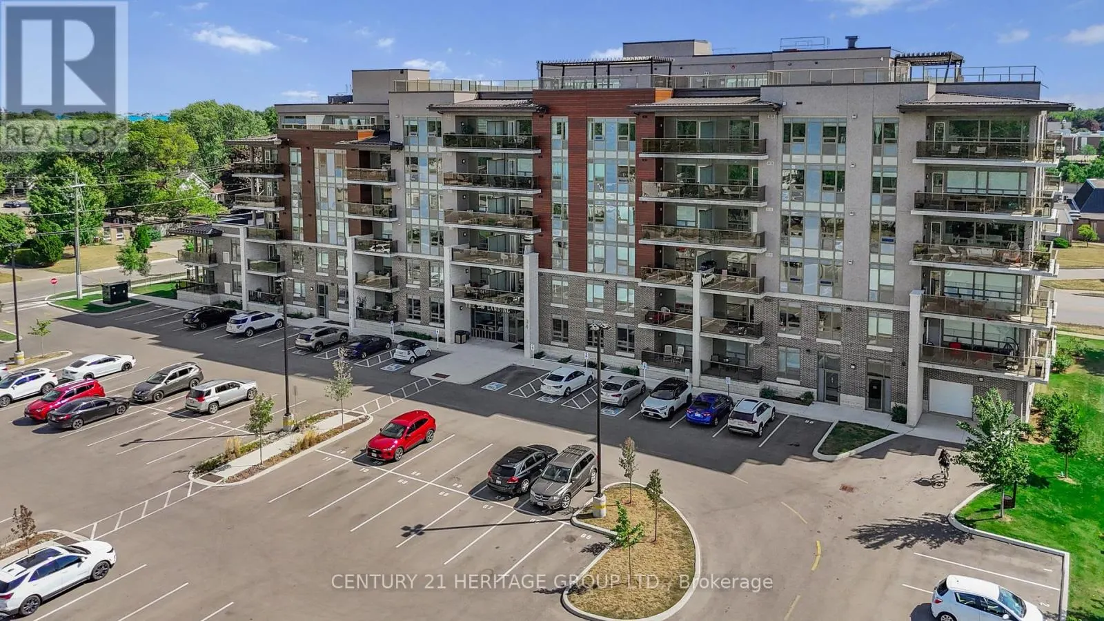 606 - 34 NORMAN STREET