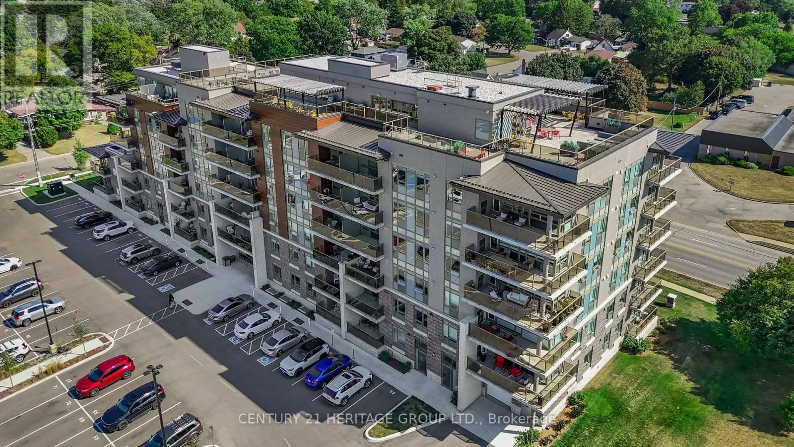 606 - 34 NORMAN STREET