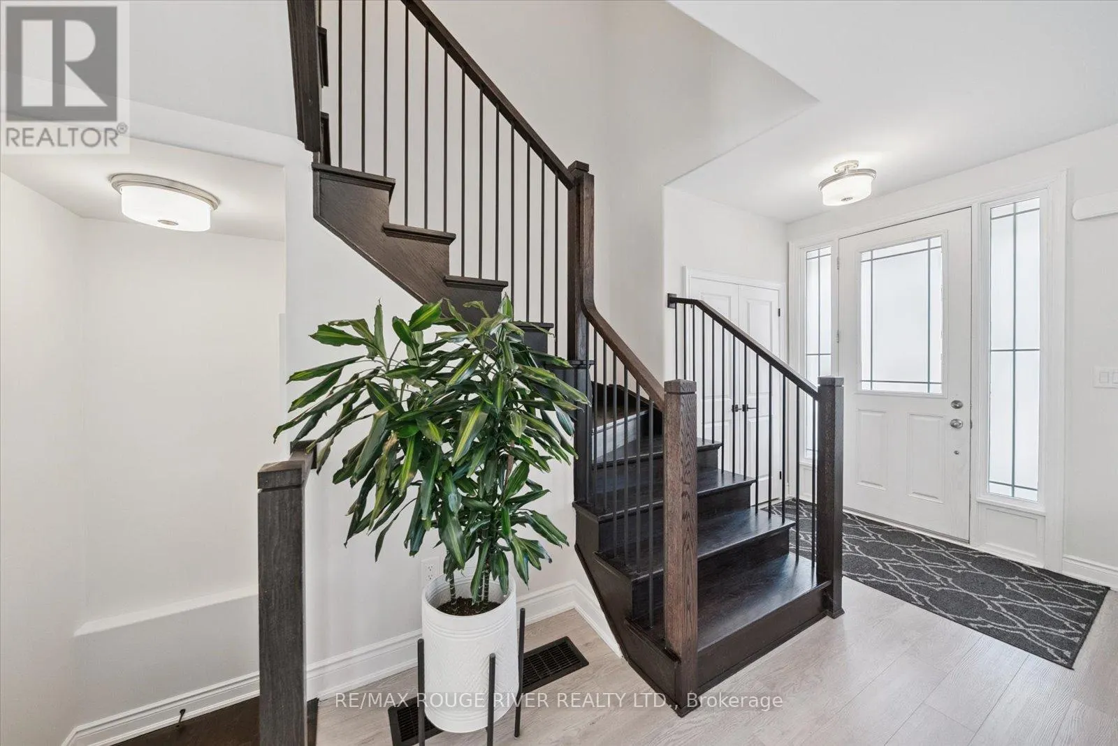 1093 RIPPINGALE TRAIL