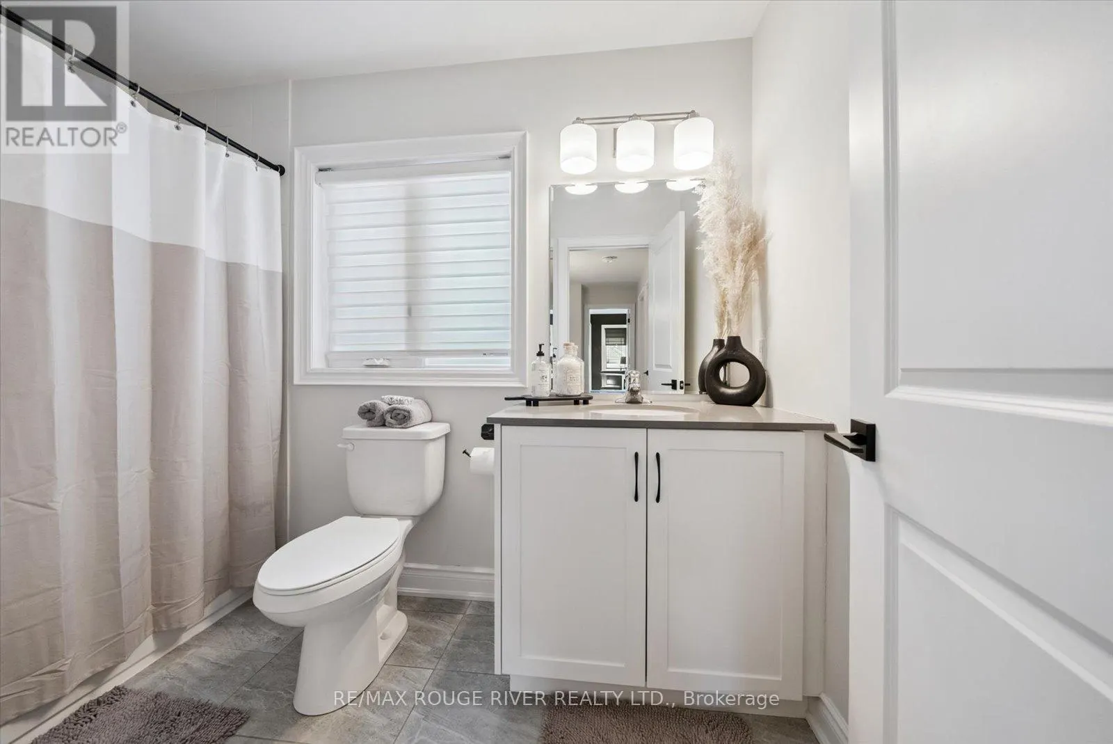 1093 RIPPINGALE TRAIL