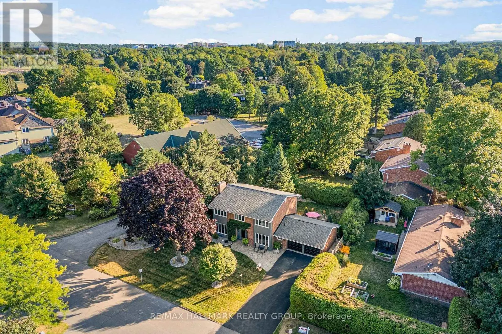 87 LEACOCK DRIVE