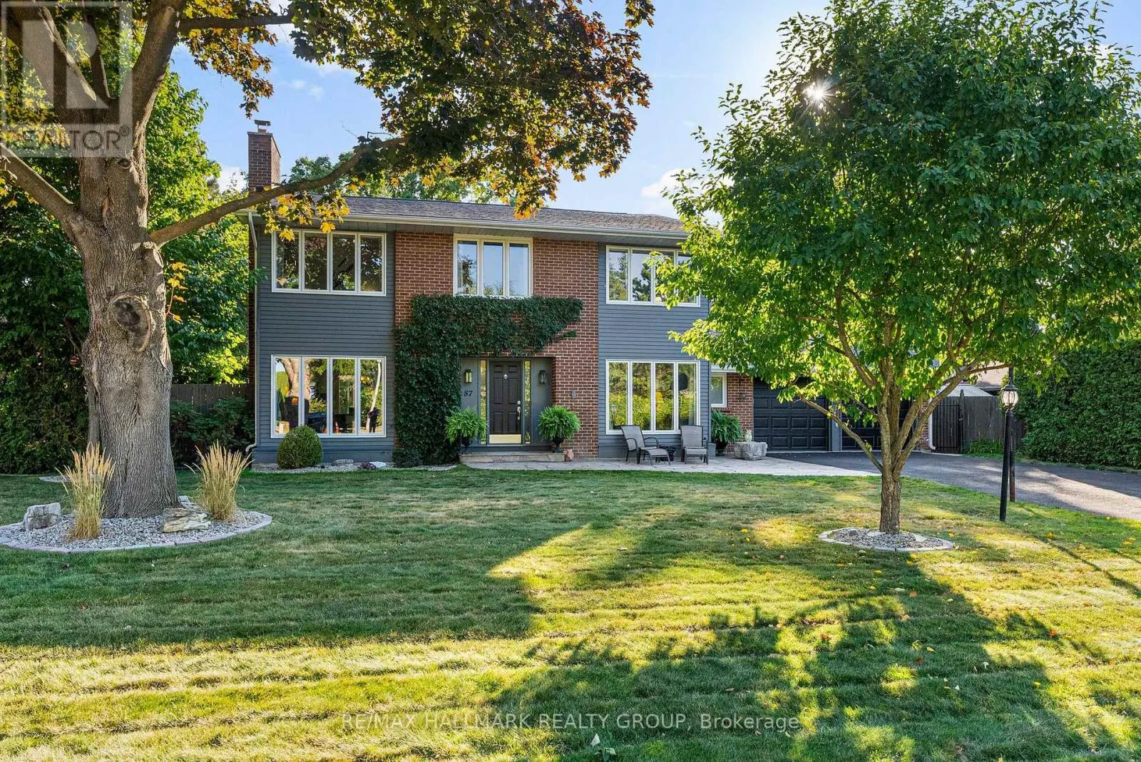 87 LEACOCK DRIVE