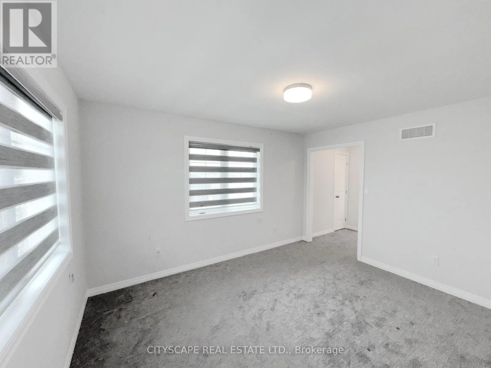118 BENJAMIN PARKWAY