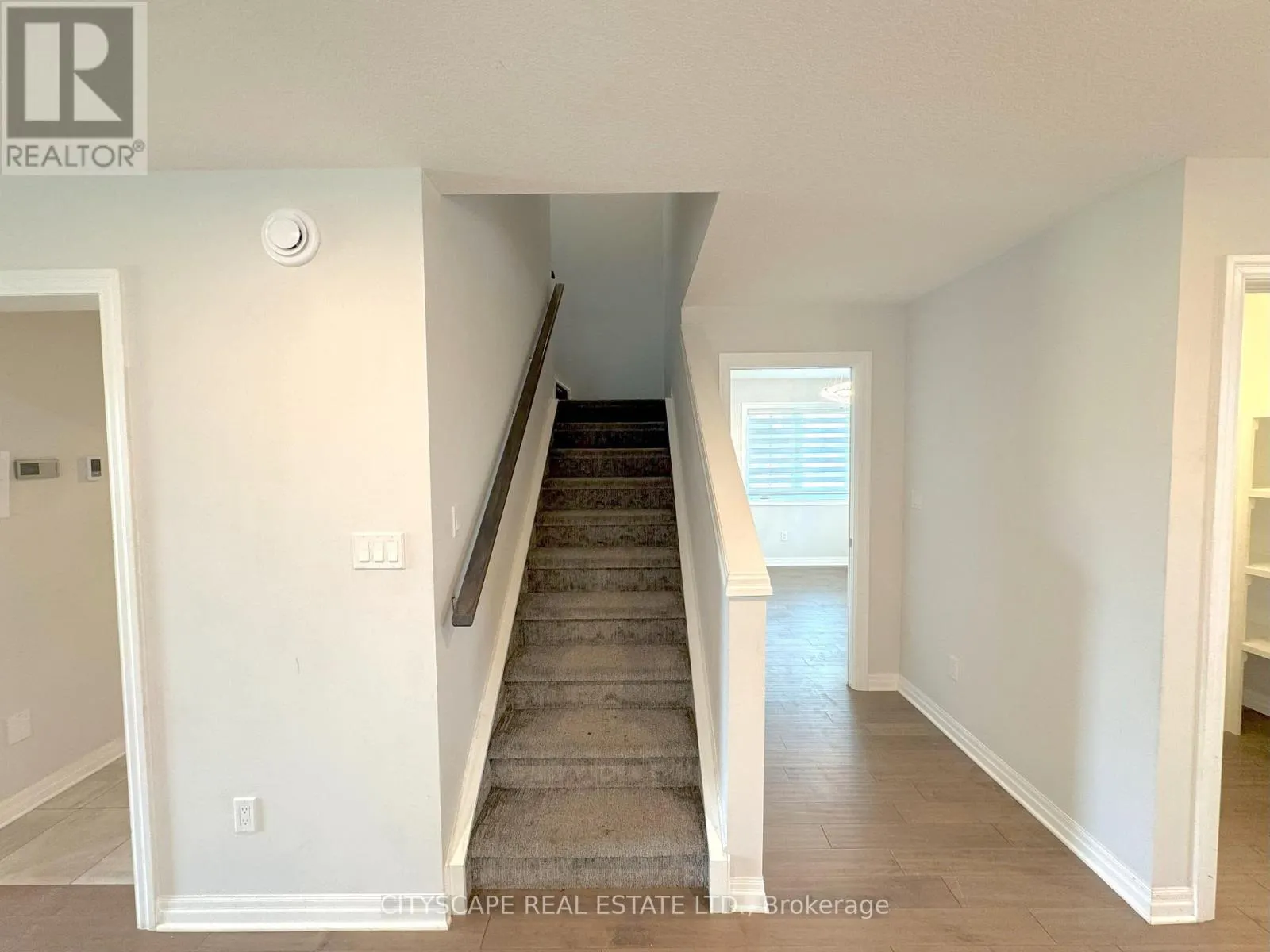 118 BENJAMIN PARKWAY