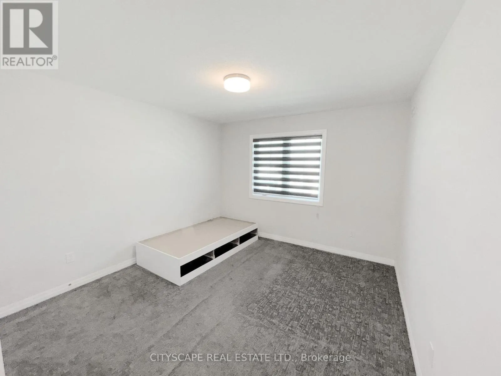 118 BENJAMIN PARKWAY