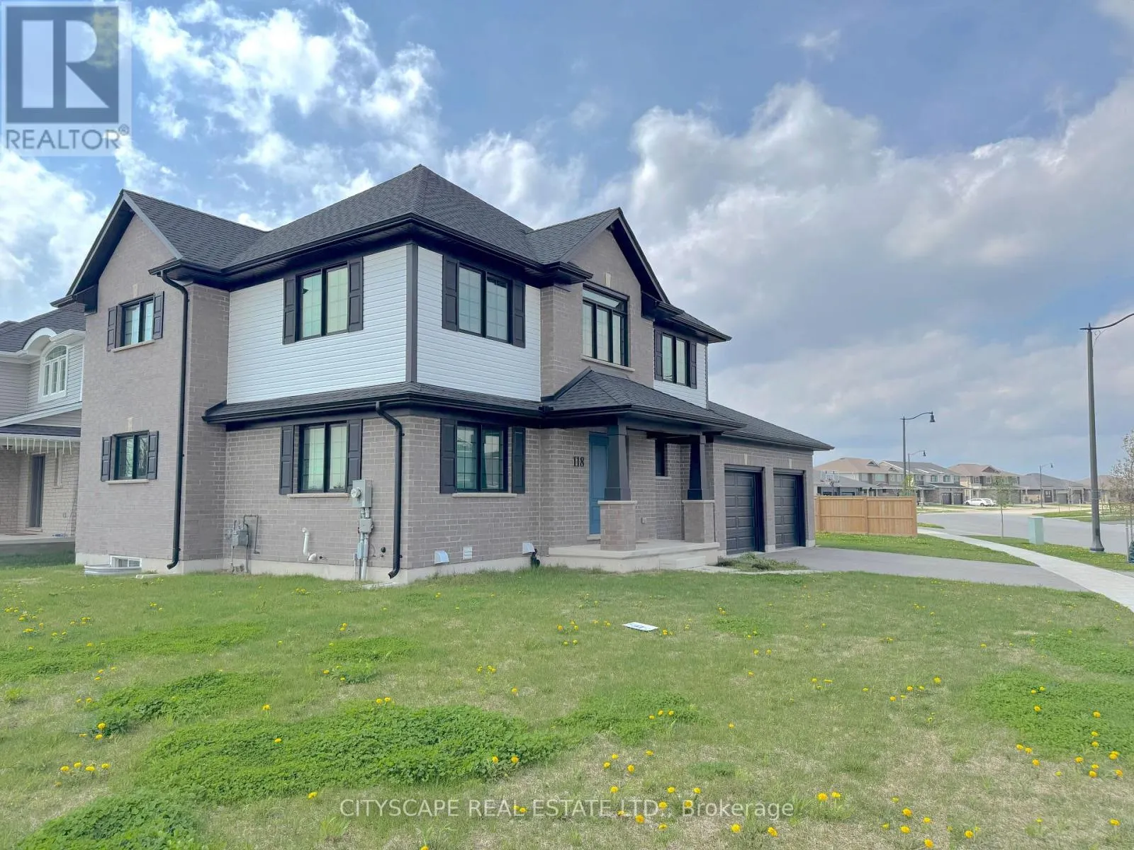 118 BENJAMIN PARKWAY