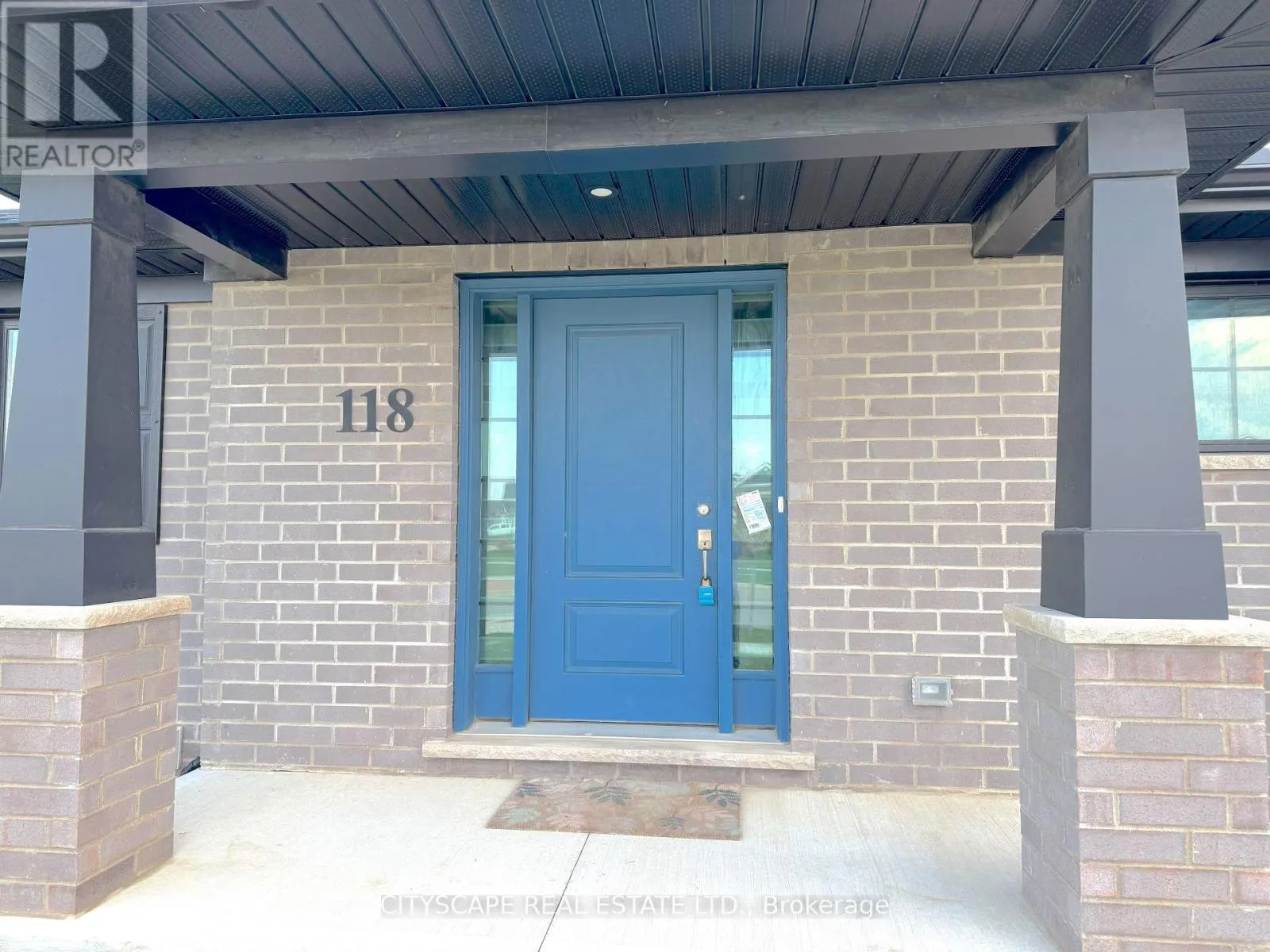 118 BENJAMIN PARKWAY