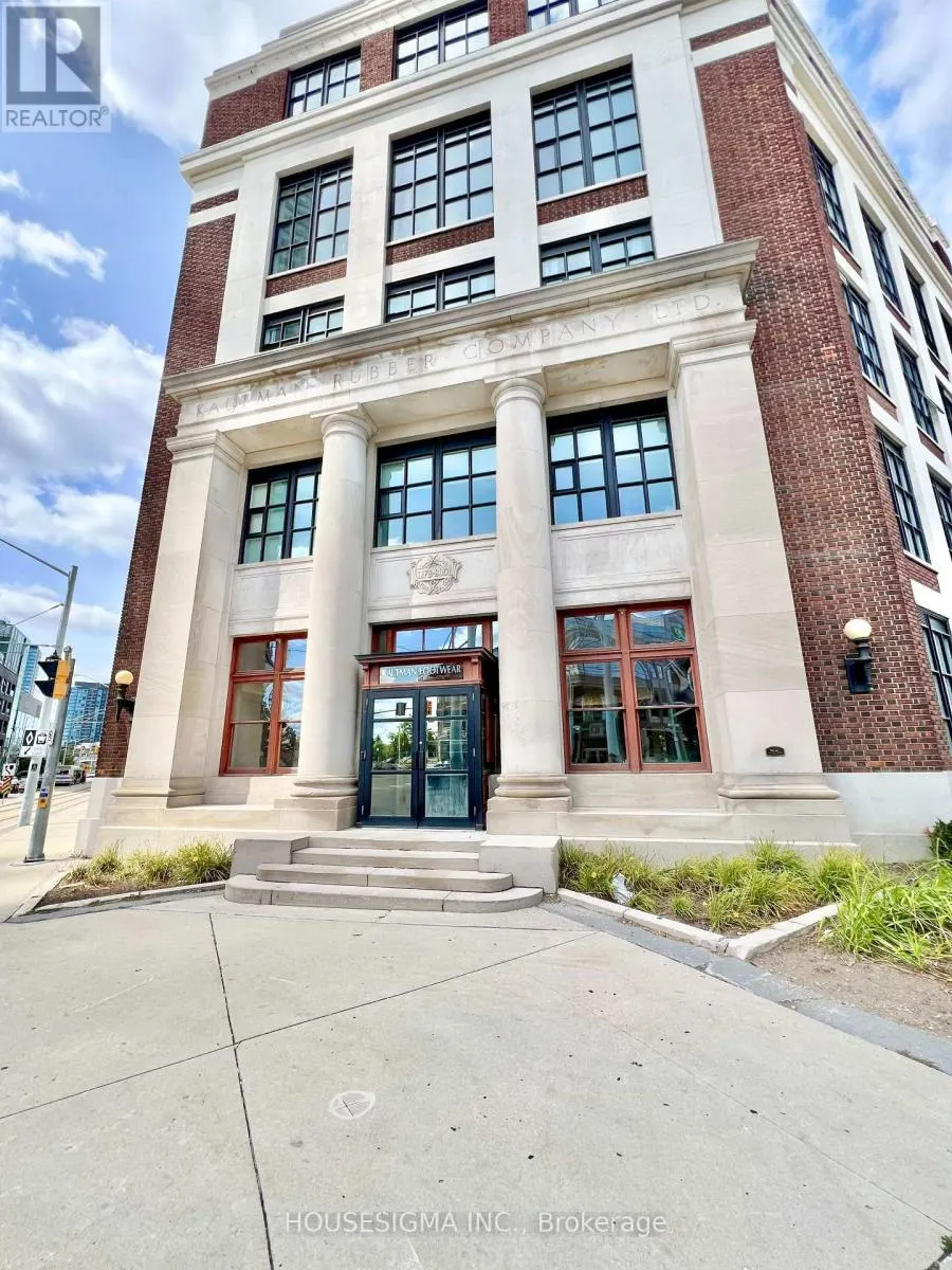 109 - 404 KING STREET WEST STREET W