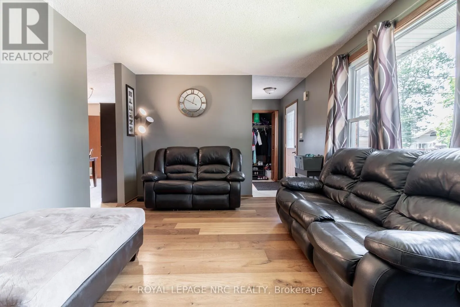 62 LILLIAN PLACE