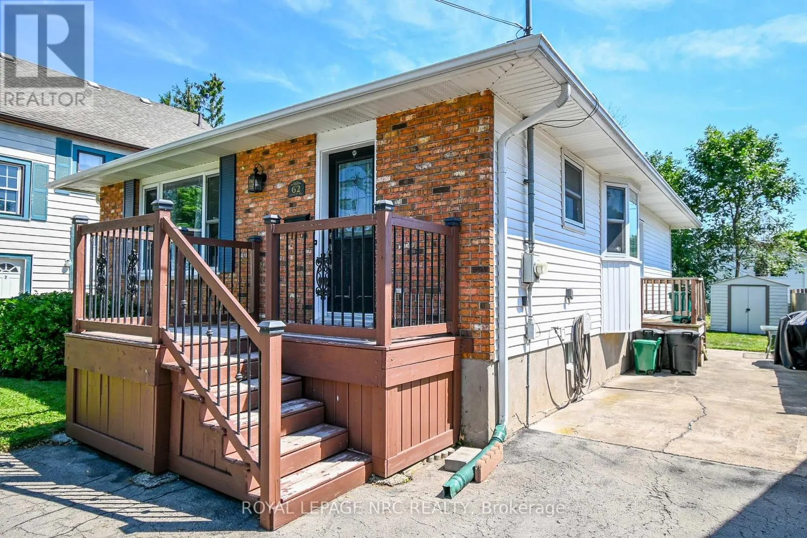 62 LILLIAN PLACE