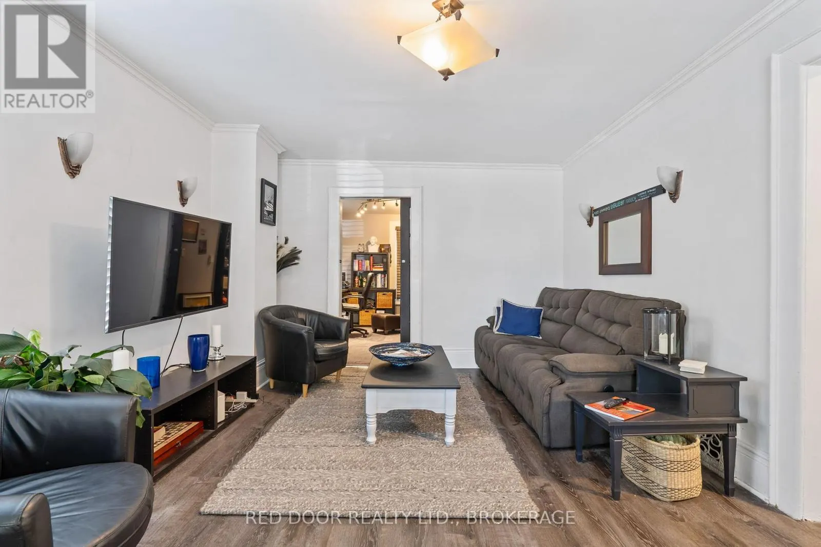 292 HETTY STREET W