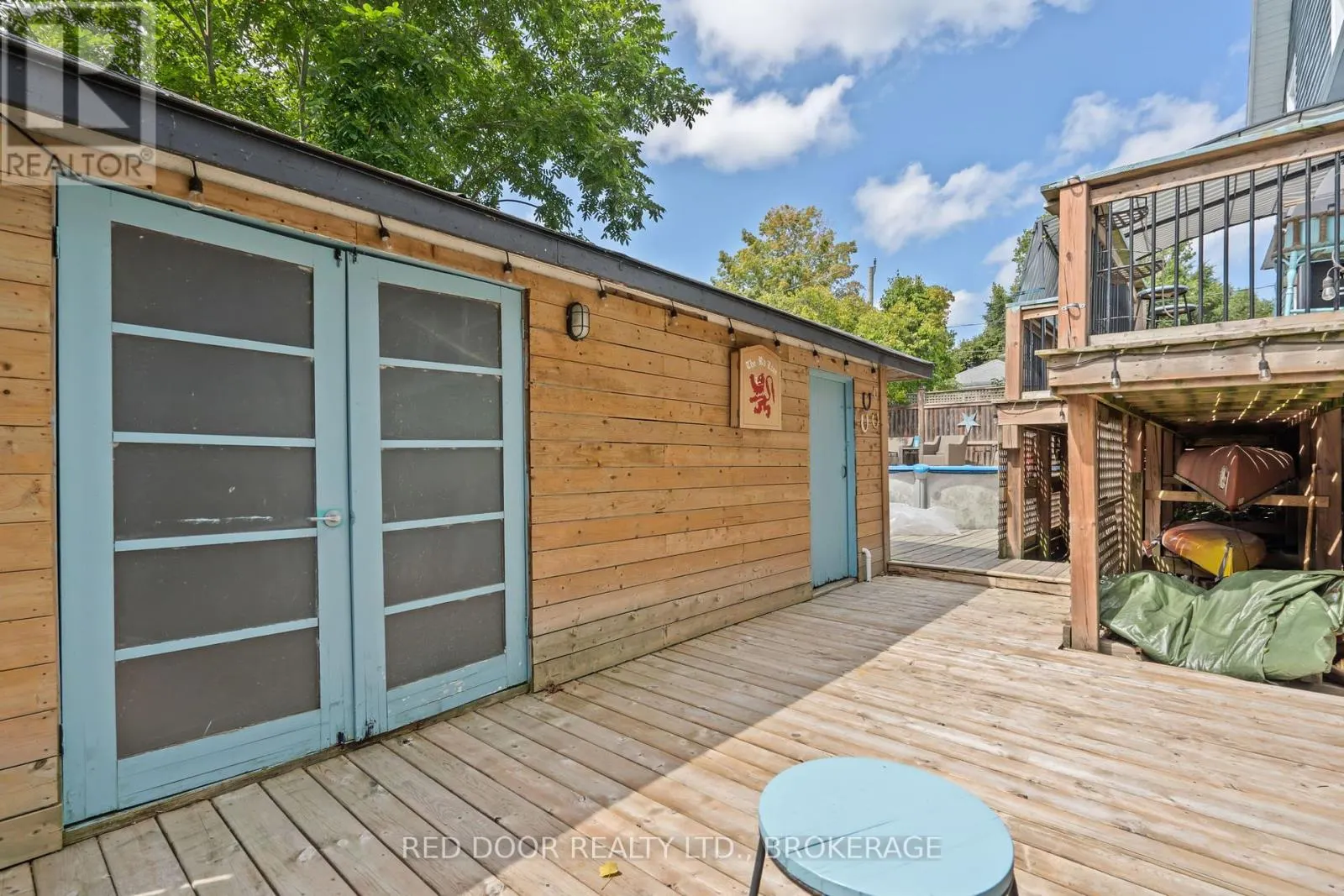 292 HETTY STREET W