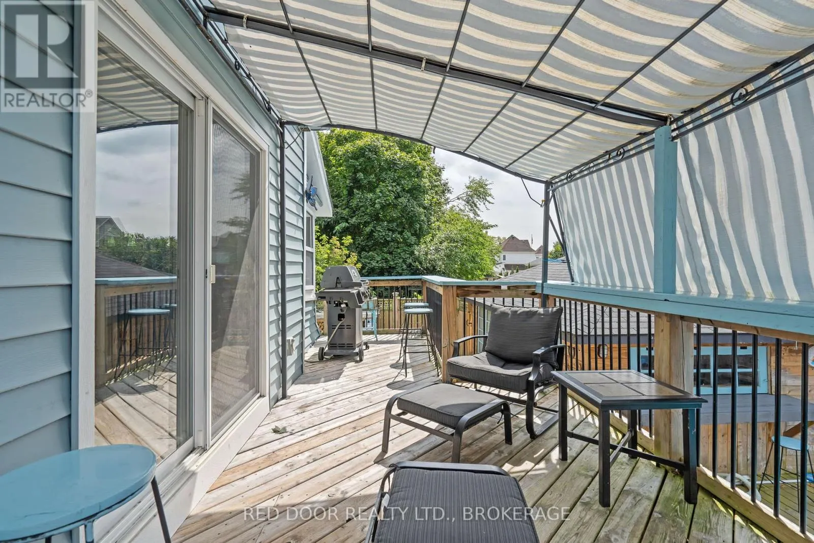 292 HETTY STREET W