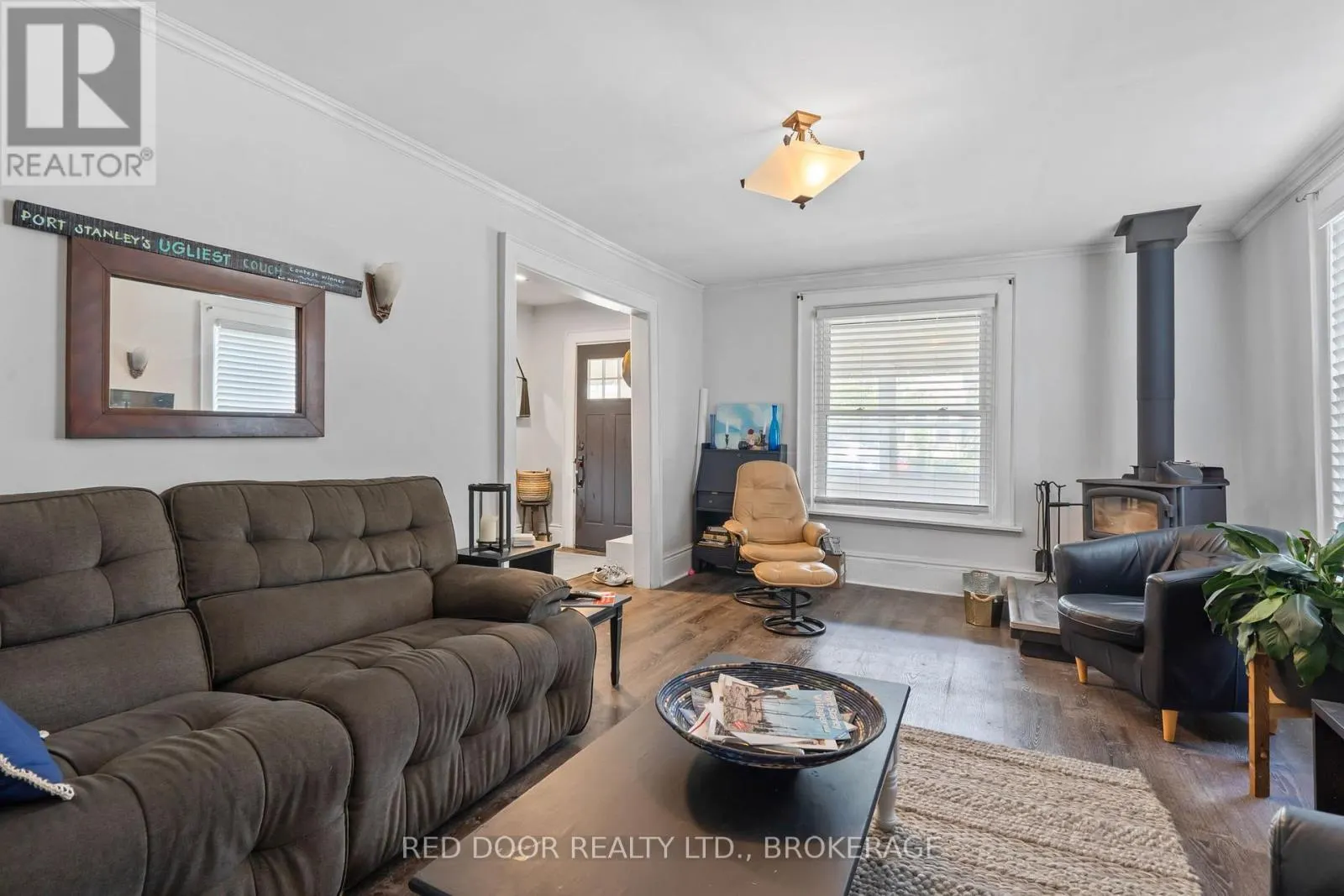 292 HETTY STREET W