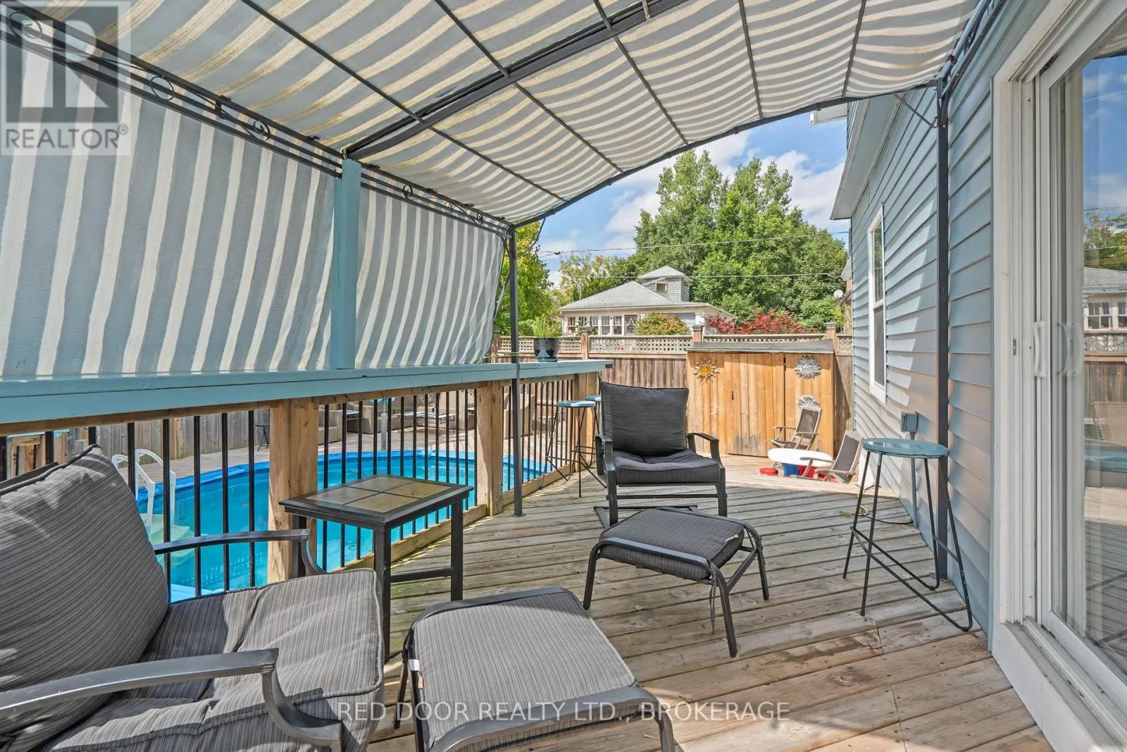 292 HETTY STREET W