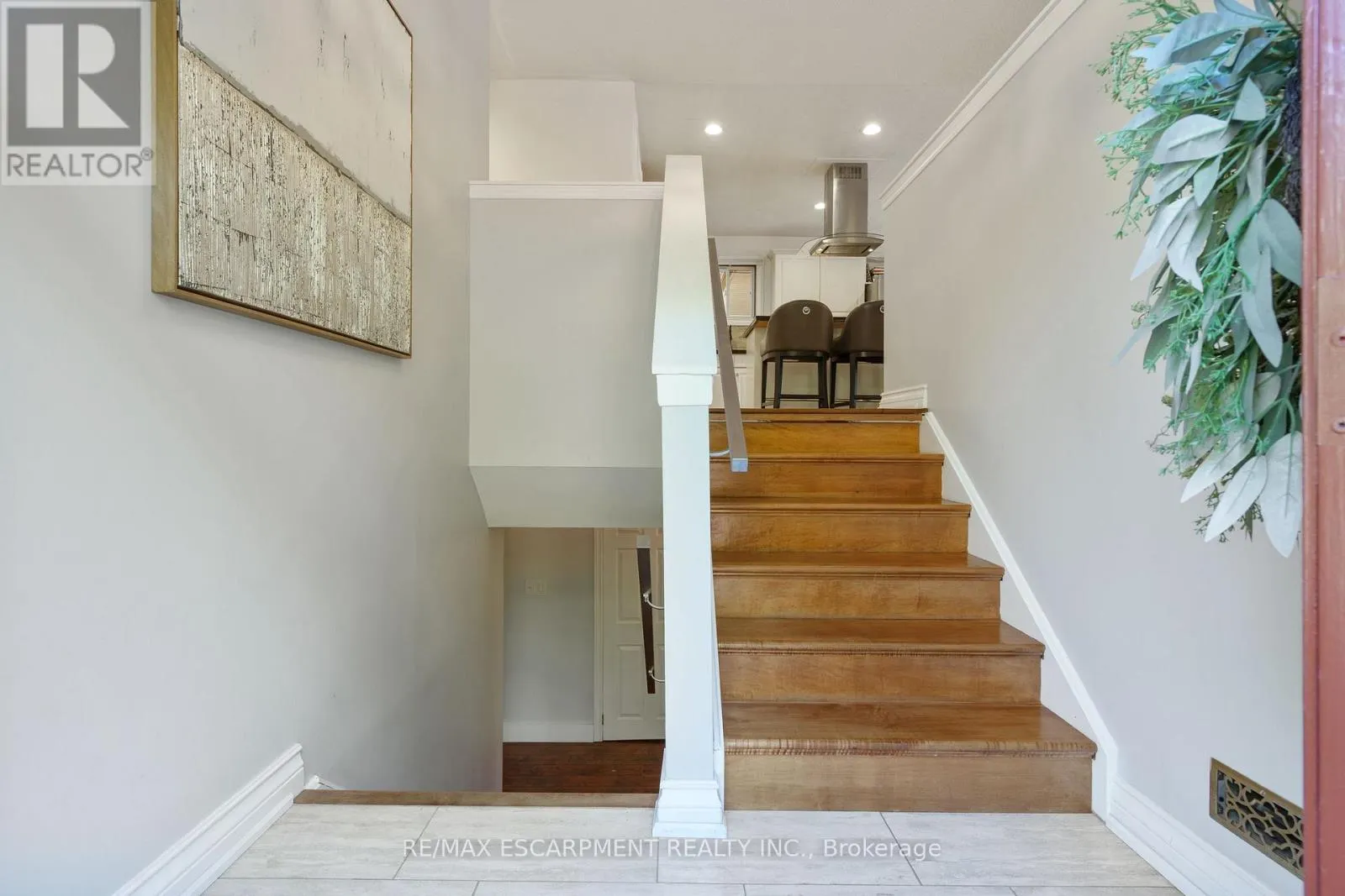 304 CENTRAL AVENUE