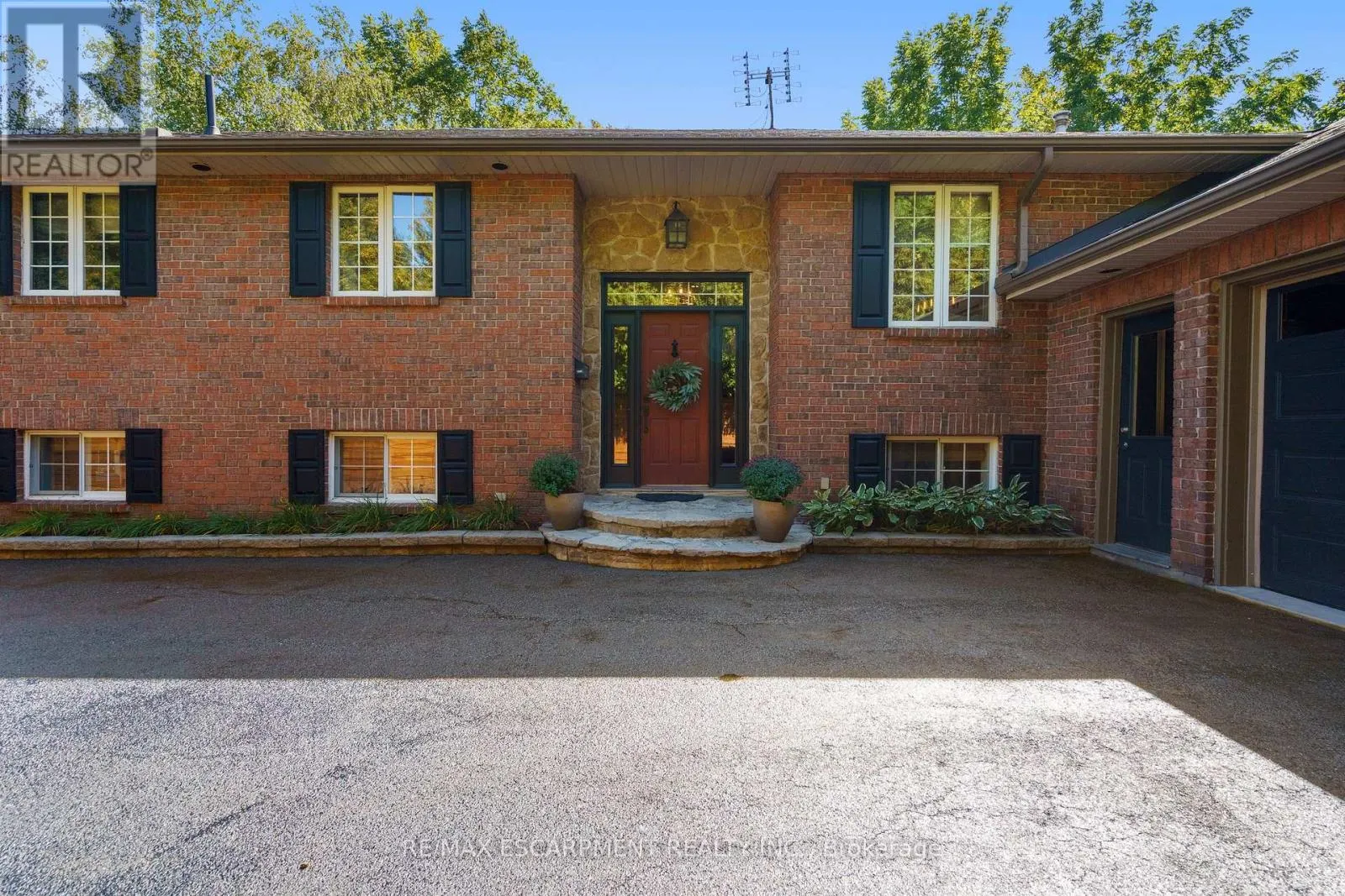 304 CENTRAL AVENUE