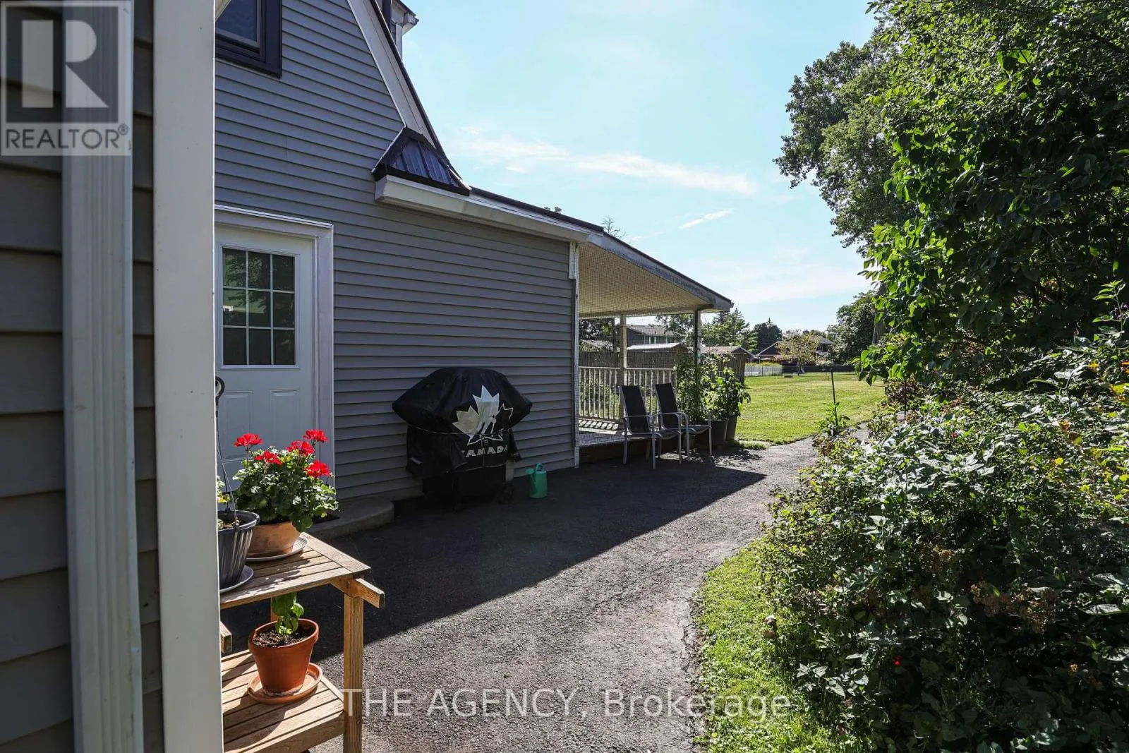 231 PROSPECT POINT ROAD SOUTH ROAD S