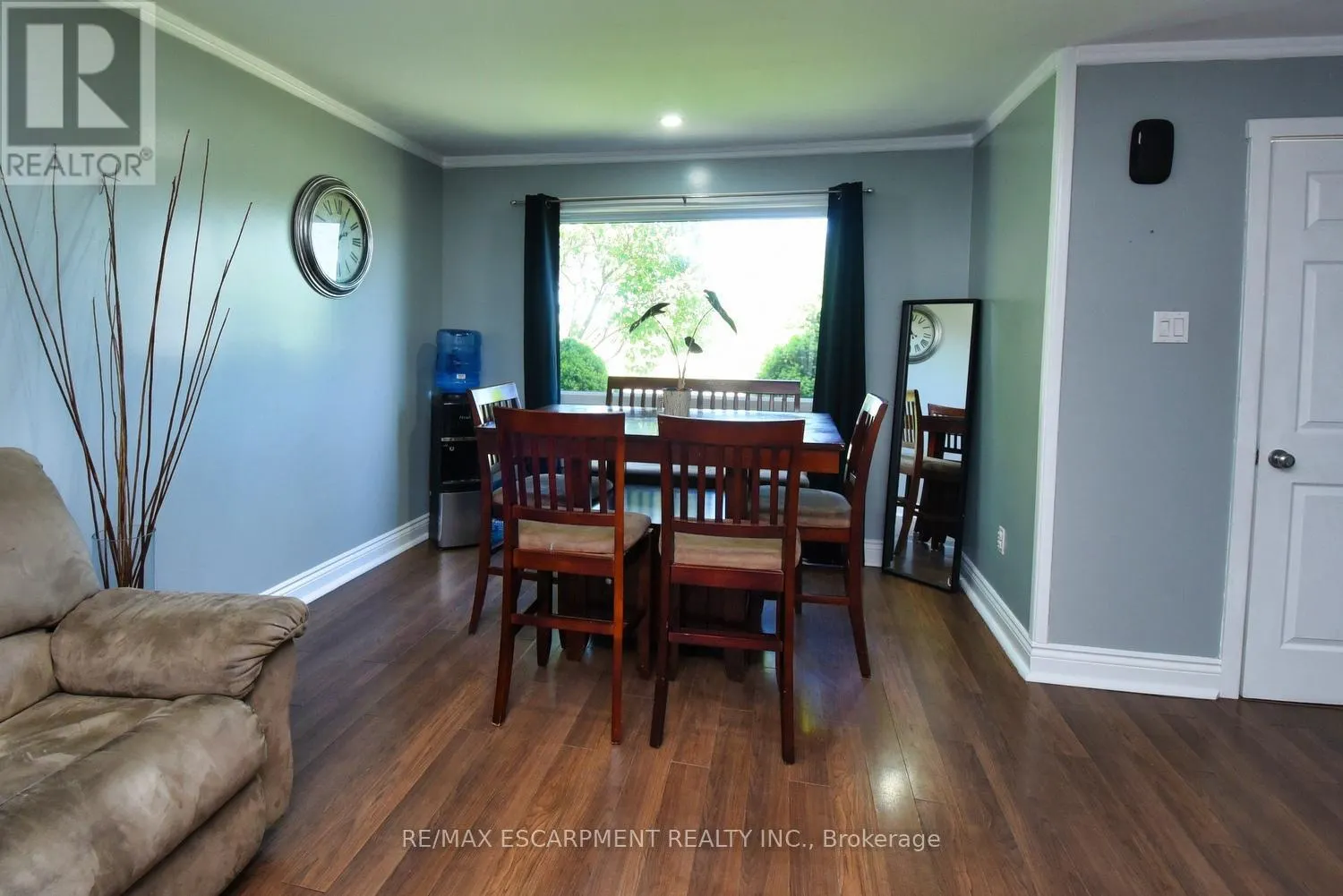 3674 CAMPDEN ROAD