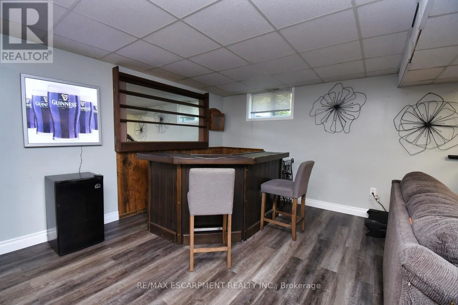 3674 CAMPDEN ROAD