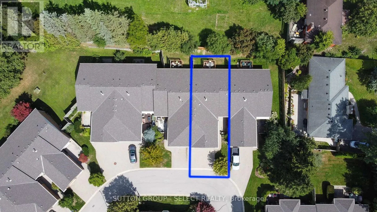4 - 445 RIVERSIDE DRIVE, #4