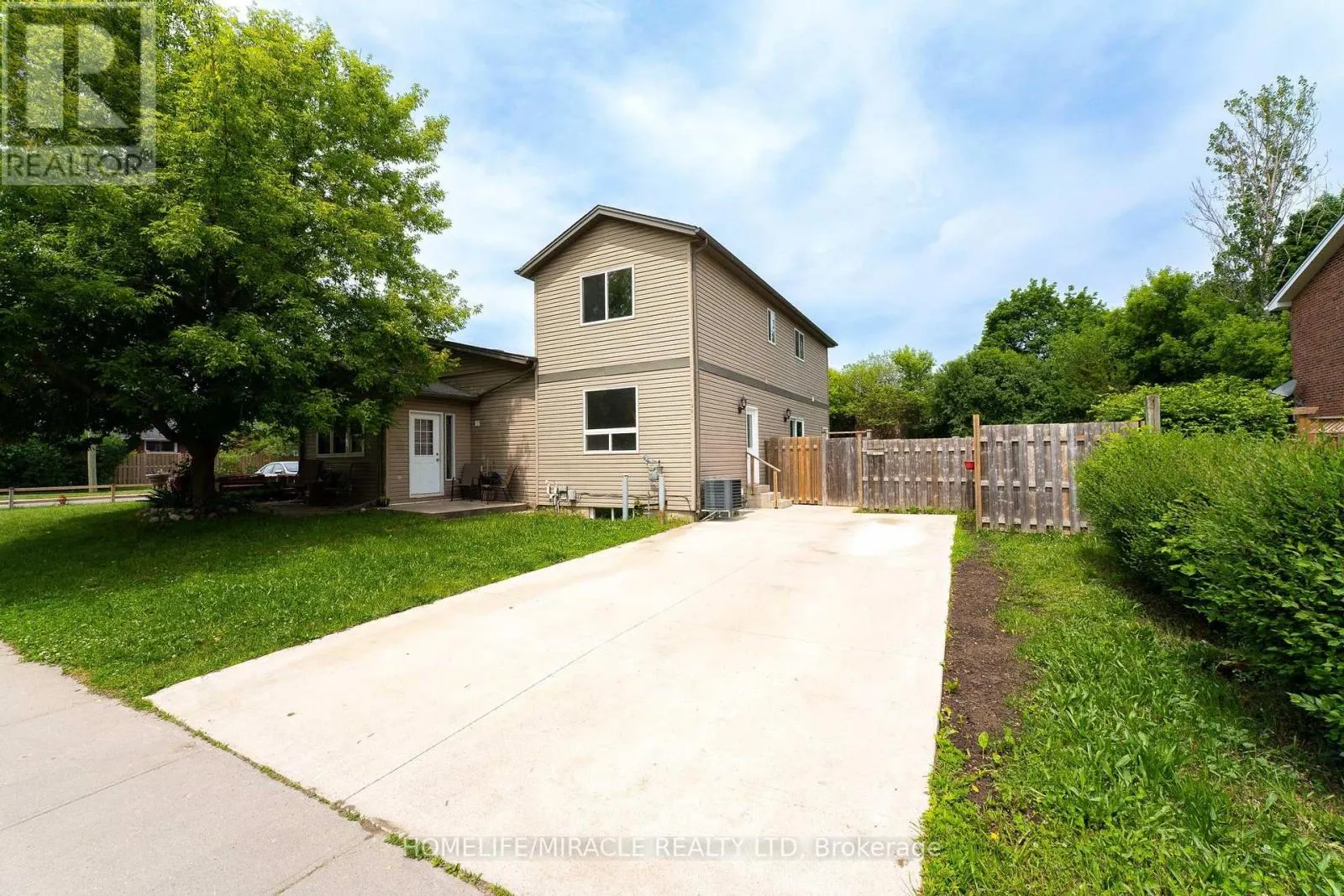 120 JANSEN AVENUE